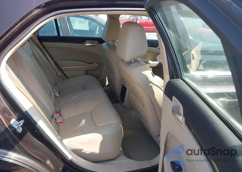 2013 Chrysler 300 Motown from USA, damaged, VIN 2C3CCARG3DH567500